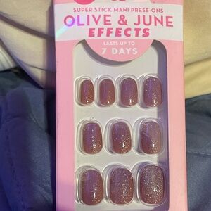 Olive & June Glitter Press-On Nails